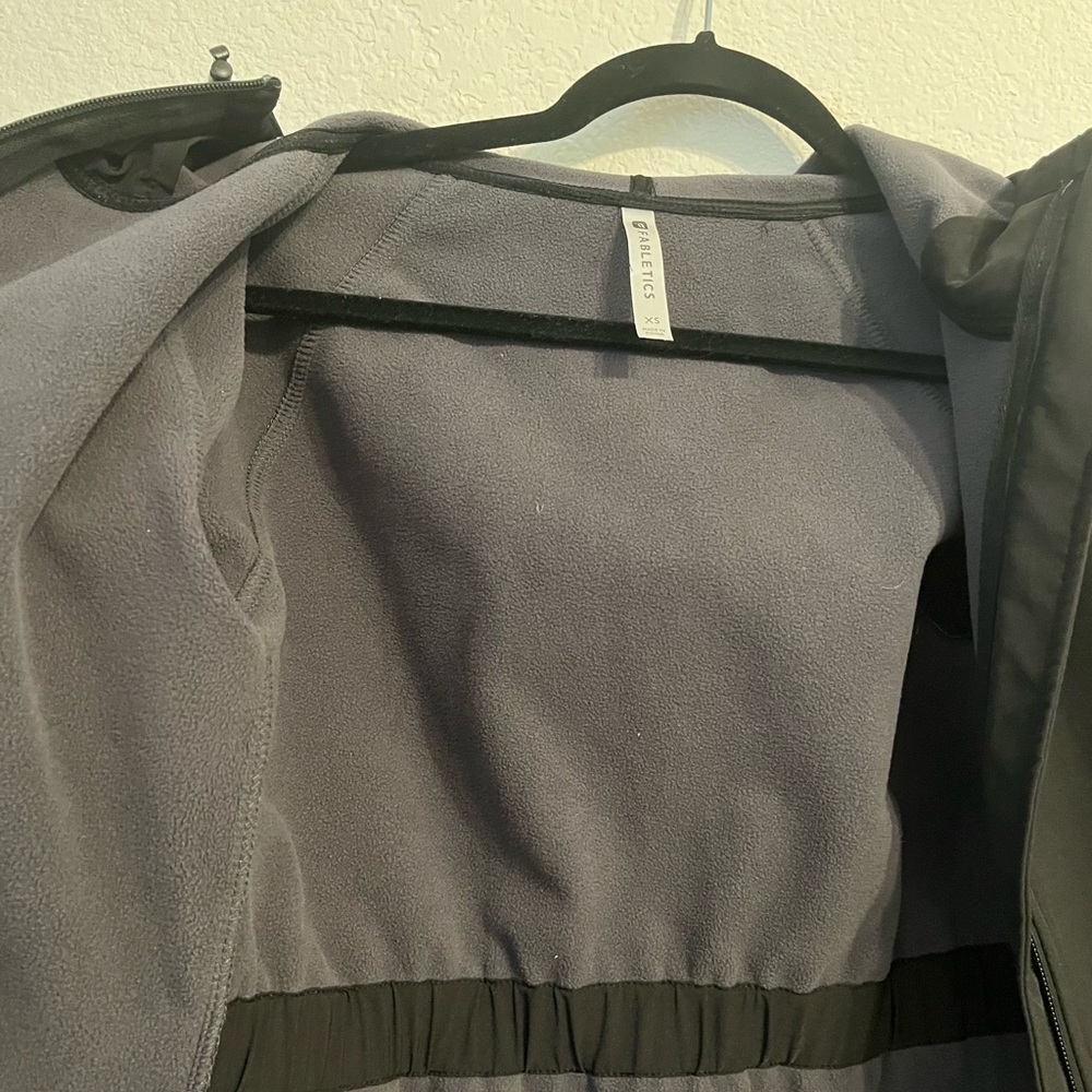 Fabletics Athletic Jacket XS - Picture 3 of 7